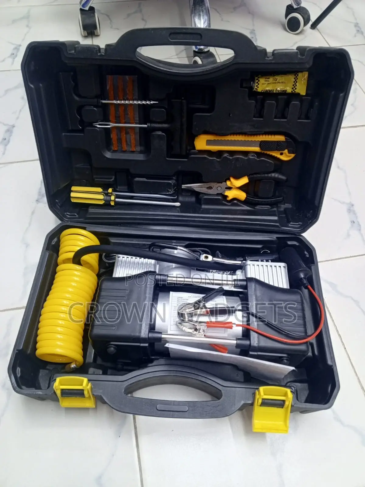 12v Car Tire Inflator Air Compressor With Repair Kit