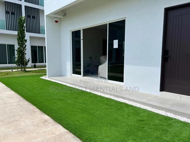 Turf Grass Carpets - thumbnail 5