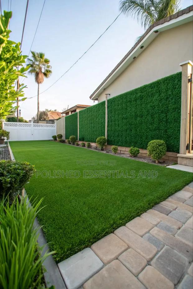 Artificial Grass Carpet - thumbnail 2