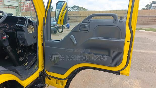 Isuzu NQR 2016 Yellow - thumbnail 7
