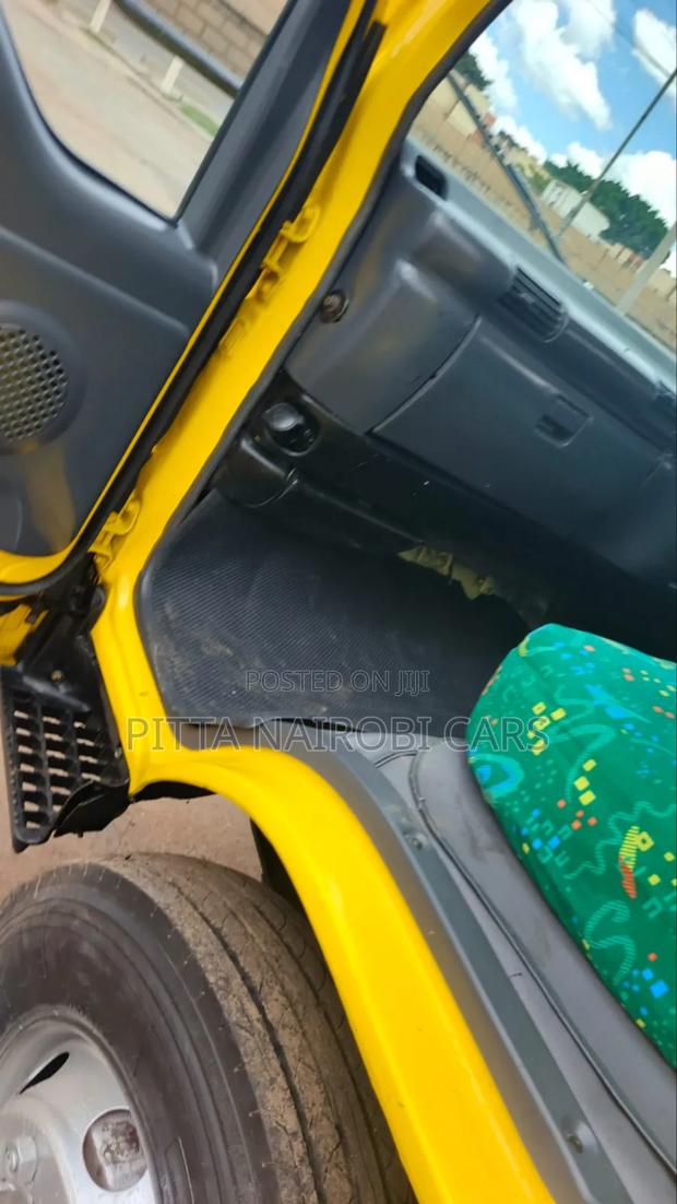 Isuzu NQR 2016 Yellow - thumbnail 12