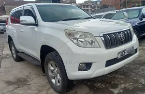 Toyota Land Cruiser Prado 2012 White