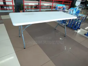 1800mm Foldable Table