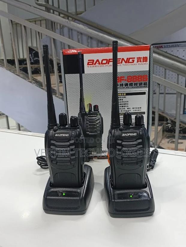 Baofeng Bf-888s 5km Range Walkie Talkie 16 Channels Rechargeable