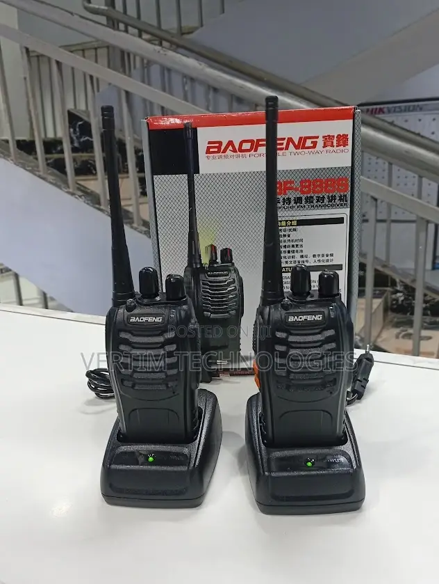 Baofeng Bf-888s 5km Range Walkie Talkie 16 Channels Rechargeable