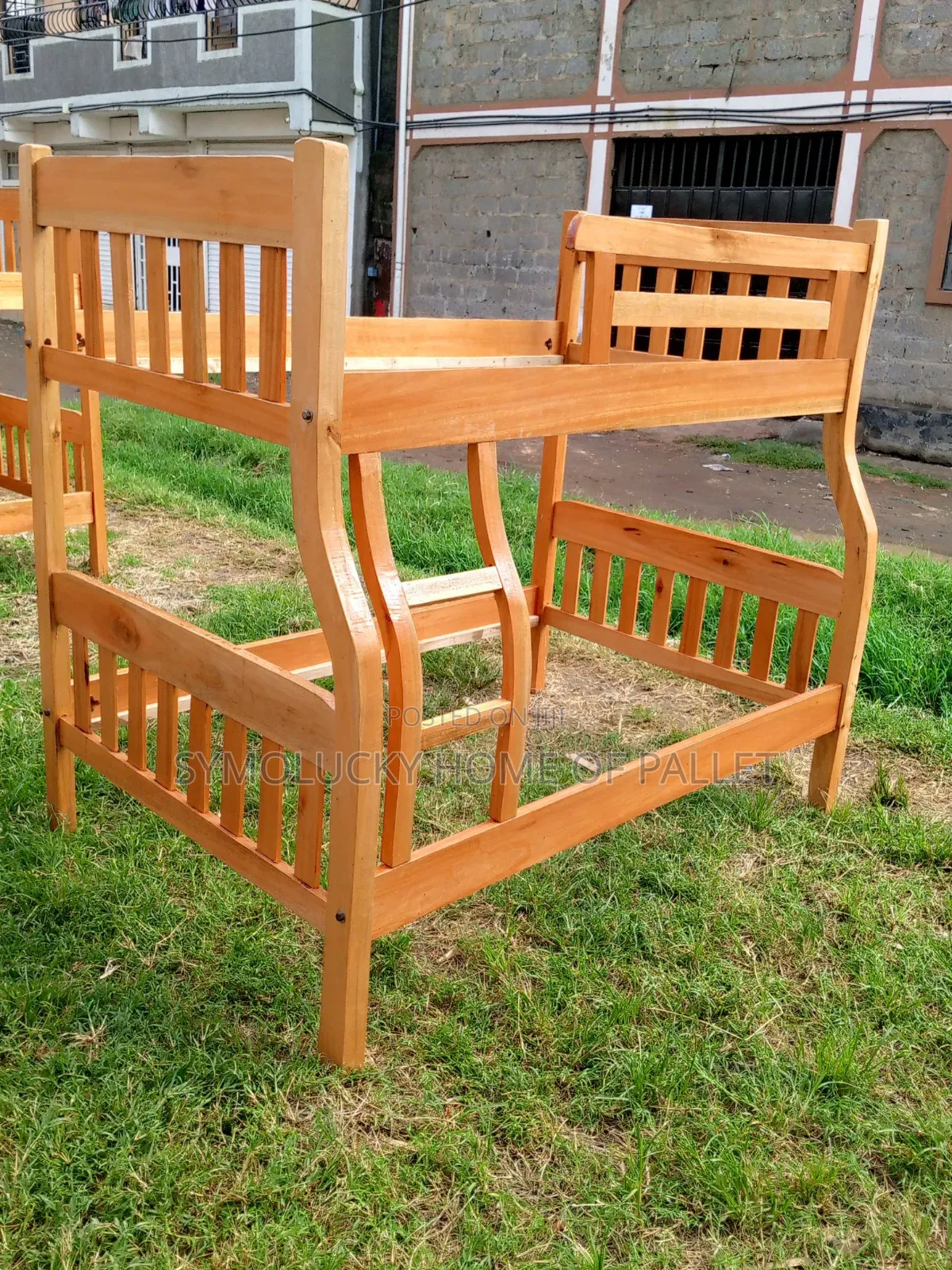 Decker ! Decker on Offer- Hardwood Framed- 4*6 Bottom by 3.5*6 Top