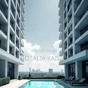3bdrm Apartment in Parklands/Highridge for sale