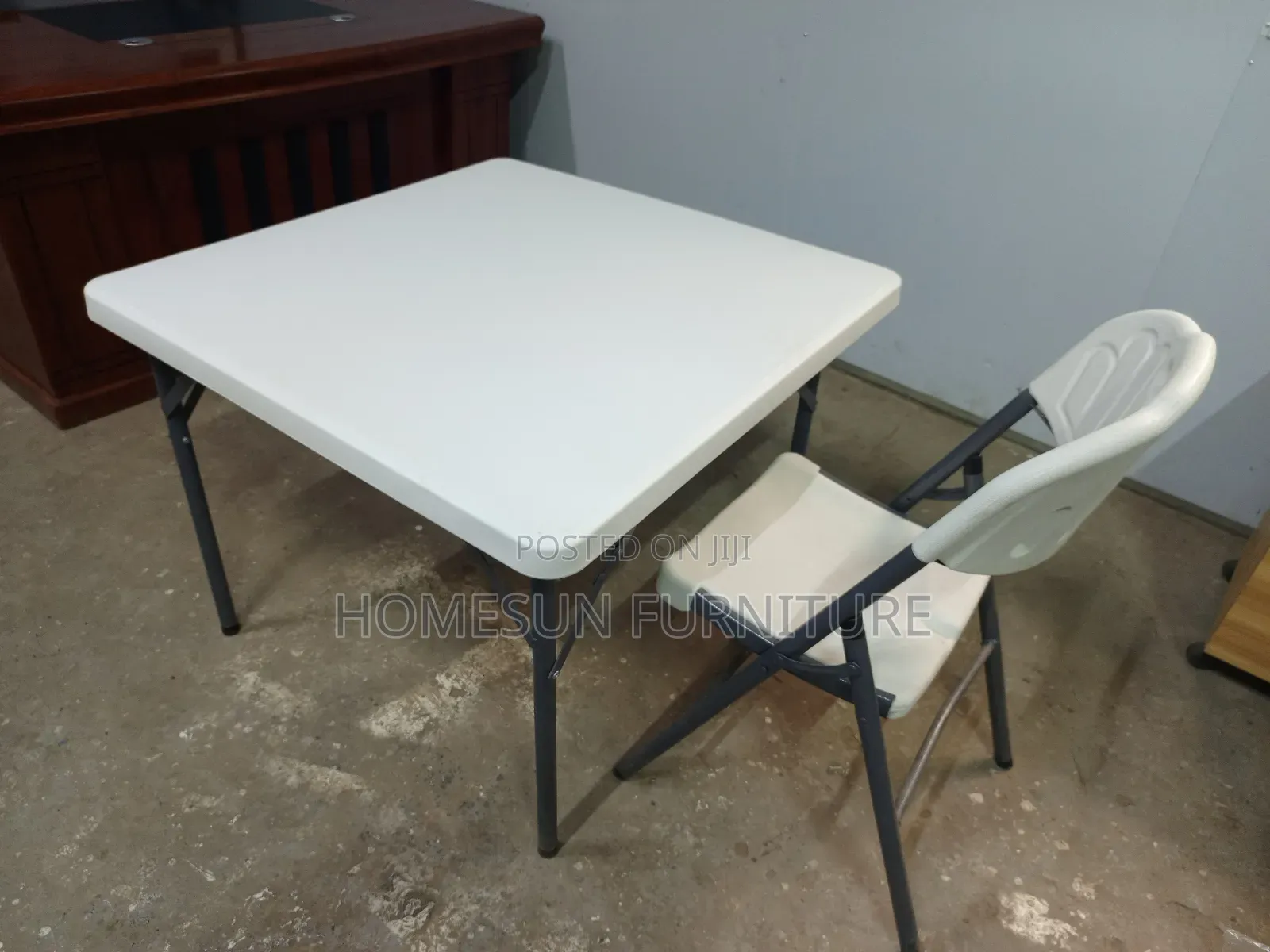 Foldable Square Table and Chair