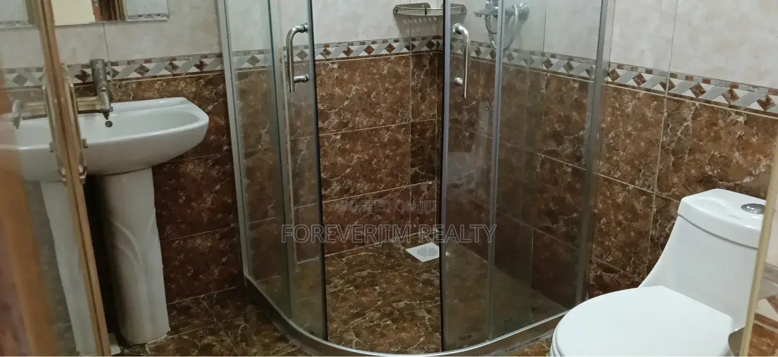 2bdrm Apartment in Othaya Rd, Kileleshwa for rent