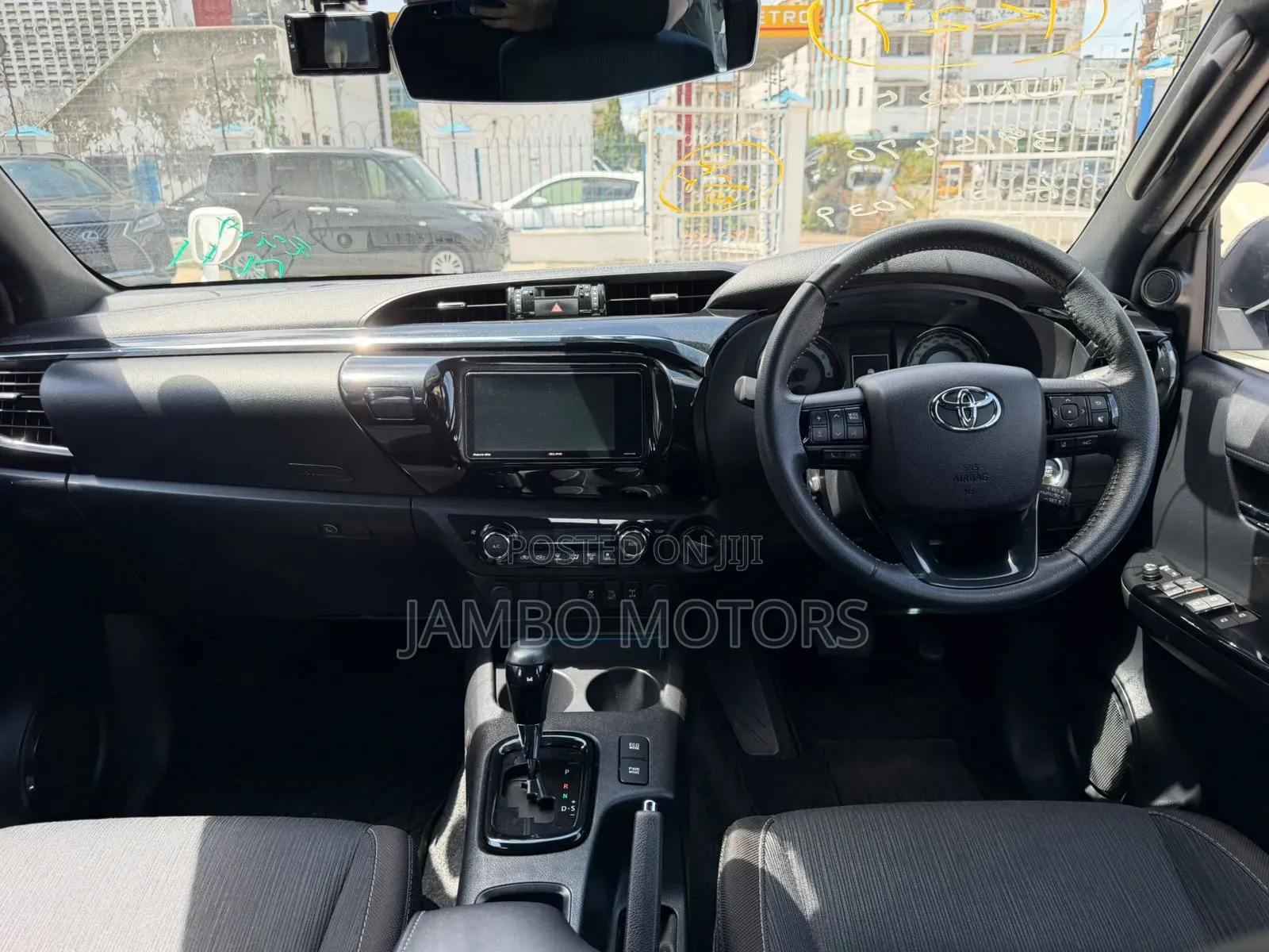 Toyota Hilux Revo Double Cab Deisel 2.4 RWD 2019 White