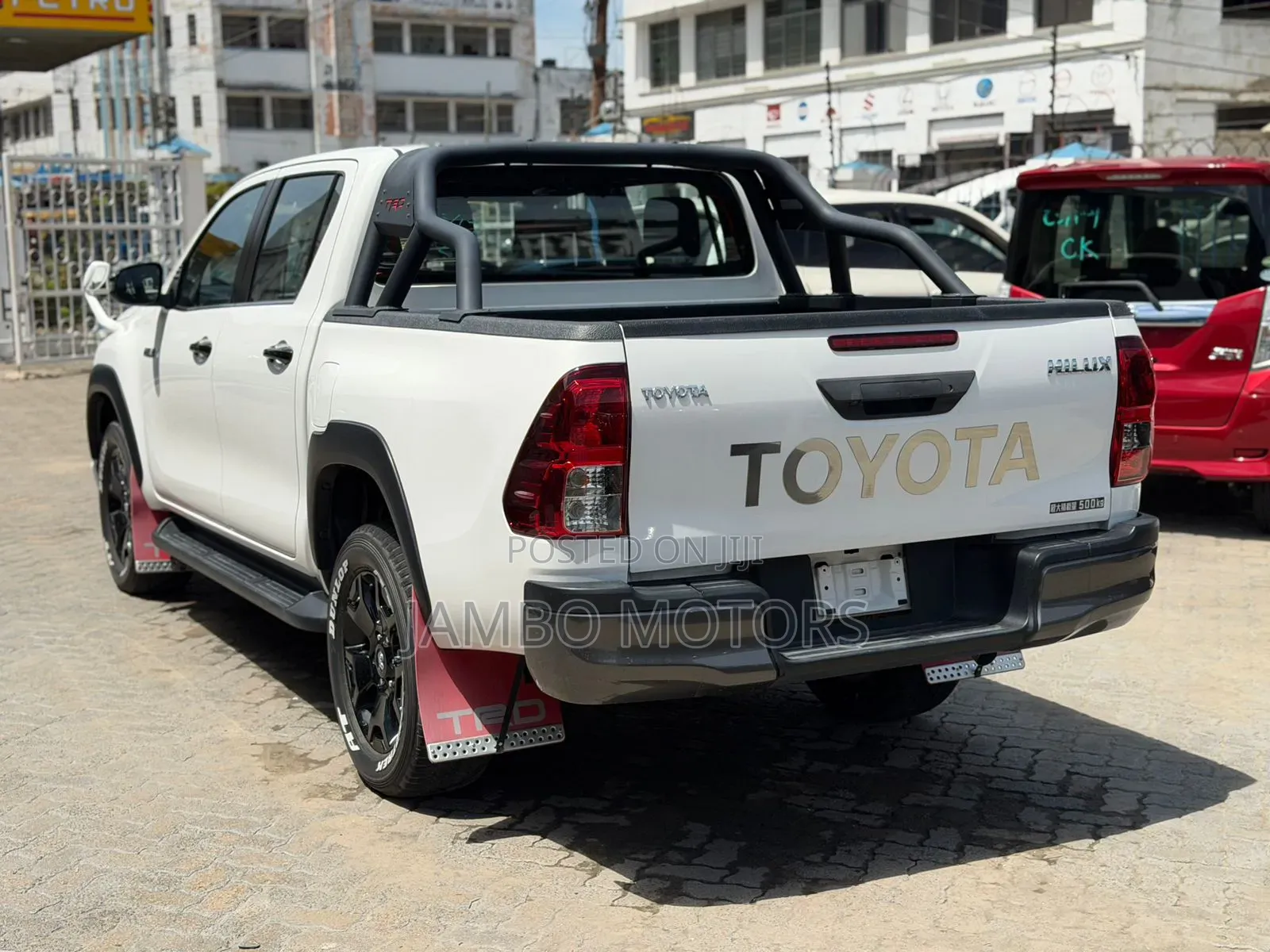 Toyota Hilux Revo Double Cab Deisel 2.4 RWD 2019 White
