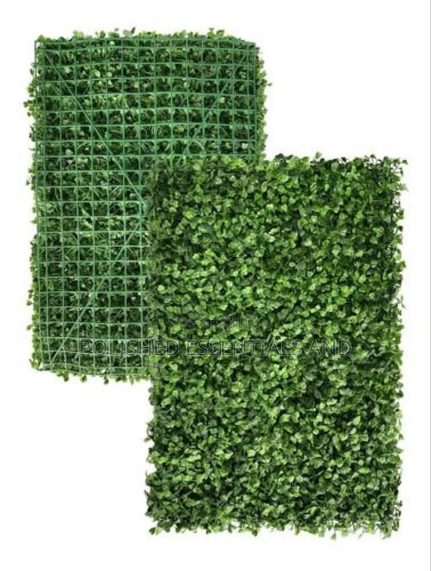 Dark Artificial Green Hedge - main view