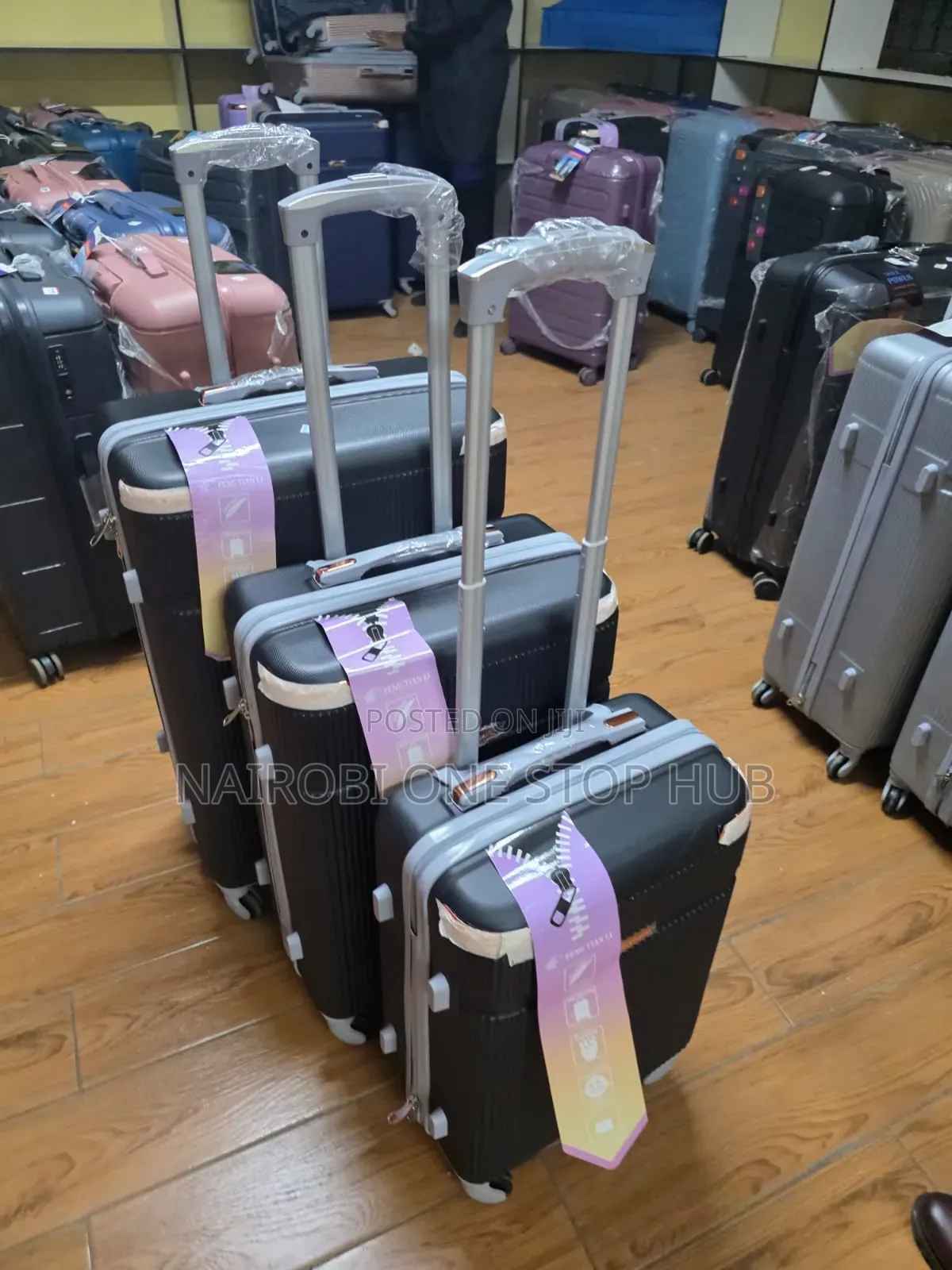 Heavy Duty Unbreakable Suitcases Set