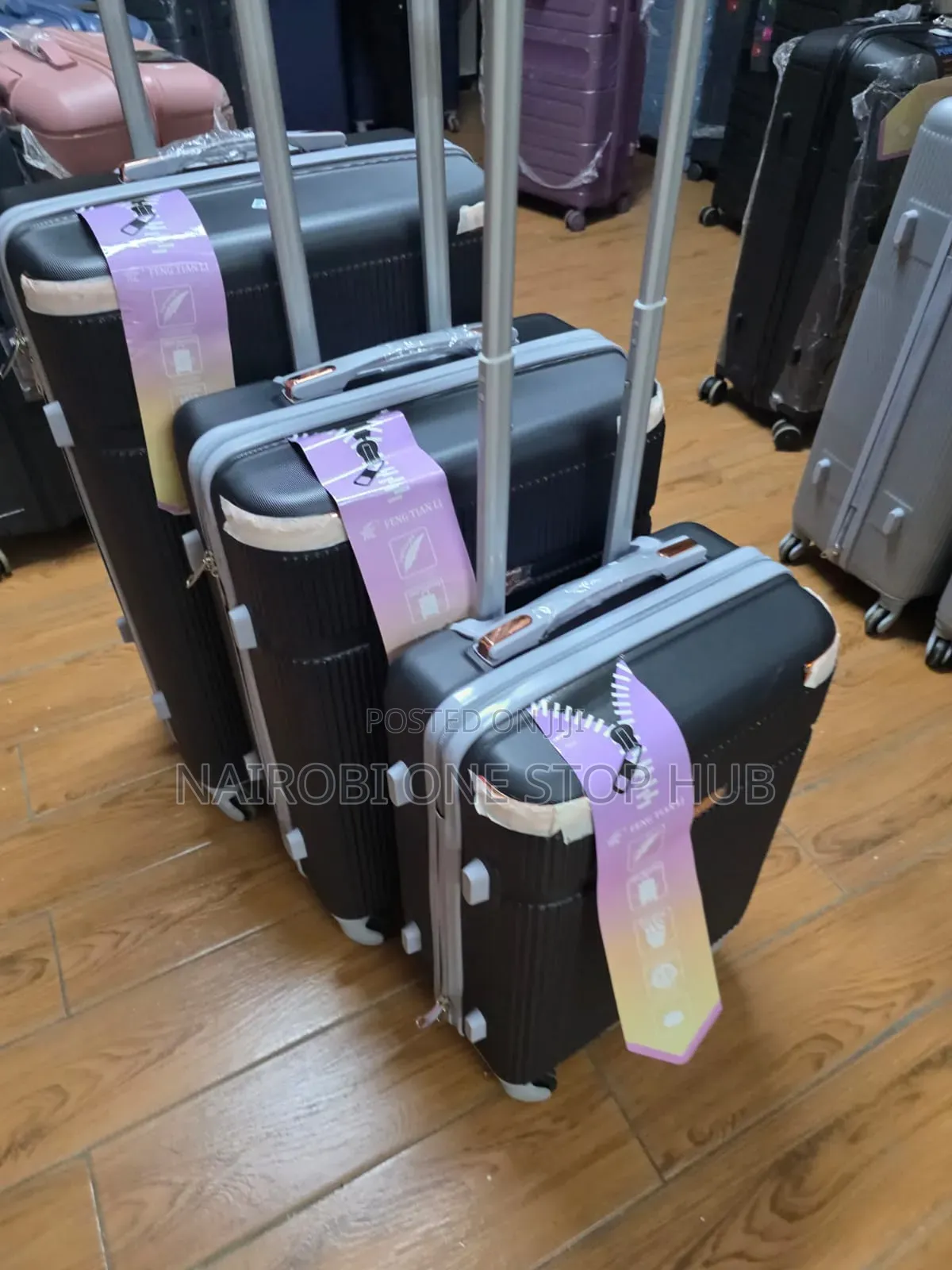 Heavy Duty Unbreakable Suitcases Set