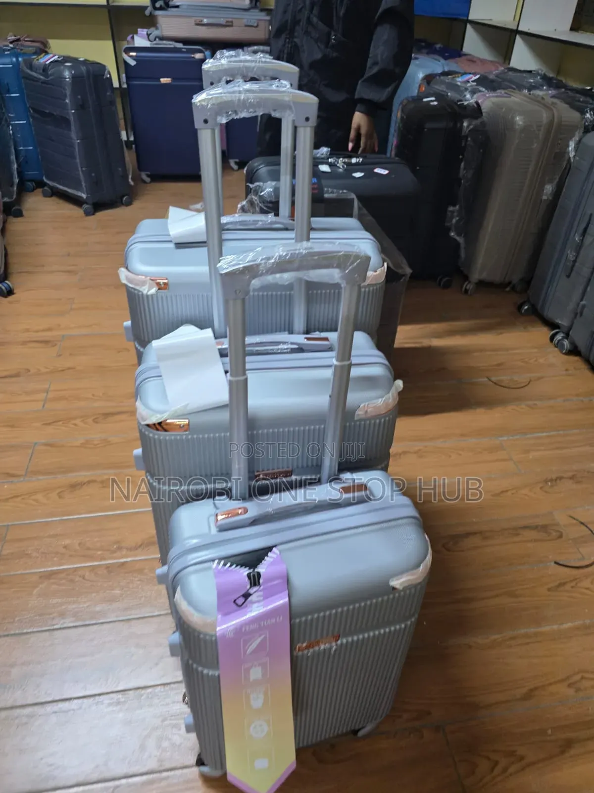Heavy Duty Unbreakable Suitcases Set