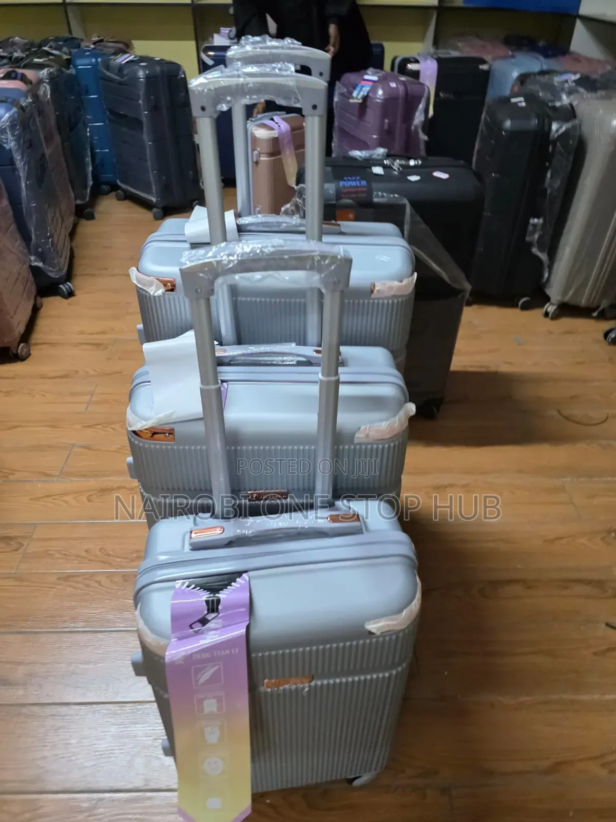 Heavy Duty Unbreakable Suitcases Set