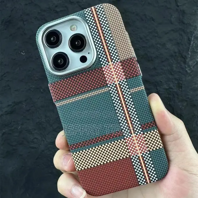 iPhone 15 Pro Luxo/Free Air Carbon Classic Checkerboard Texture Slim P