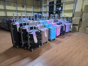 3 in 1 Quality Suitcase Set - thumbnail 2