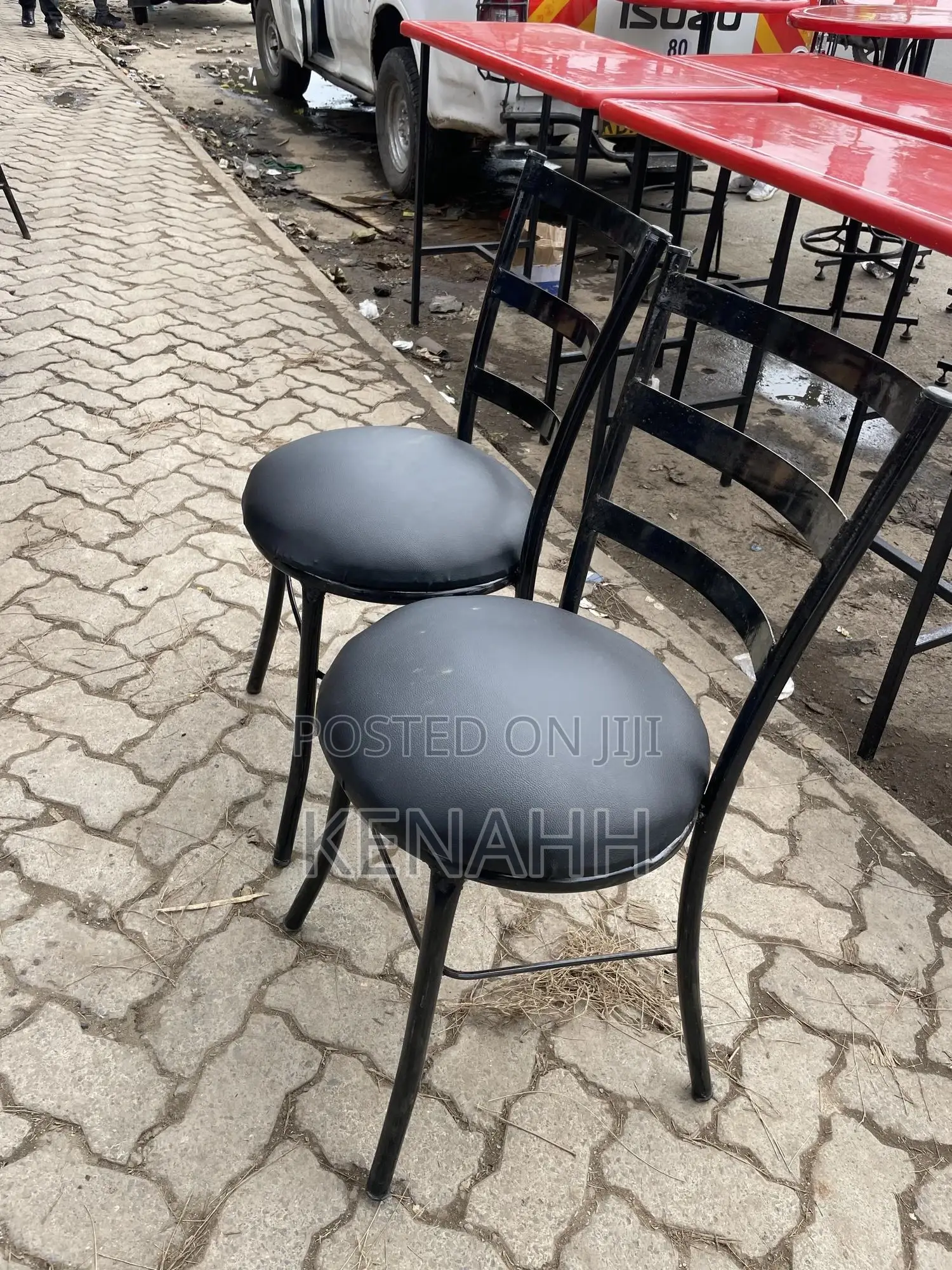 Low Hotel Bar Chair