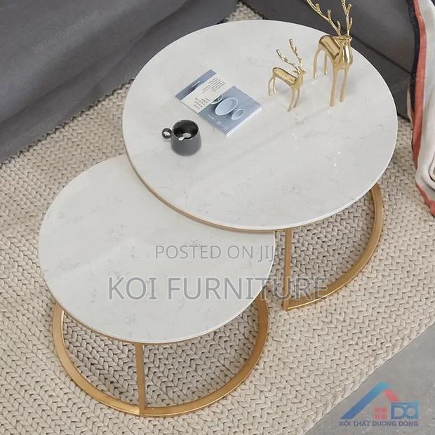 Coffee Table : Modern Koi Classic Round Coffee Table - thumbnail 4