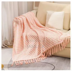 Knitted Throw Blanket –Av