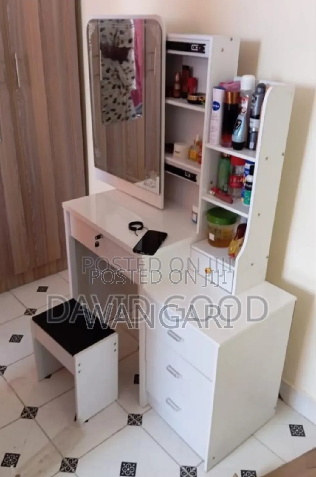 White Dressing Table With Sliding Mirror