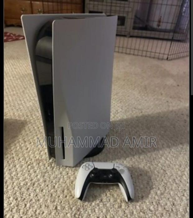 Play Station 5 Standard - thumbnail 2