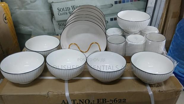 18 Piece Japanese Dinner Set - main view