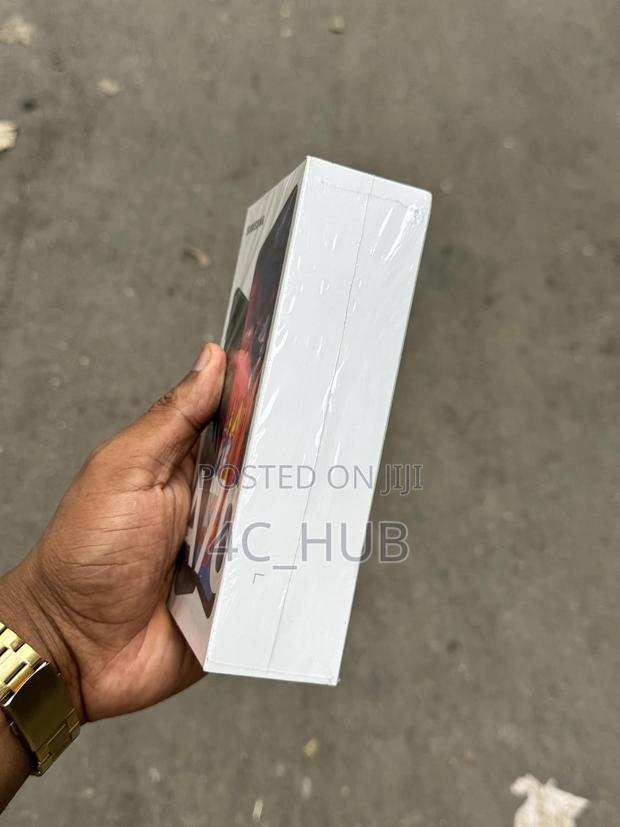 New Samsung Galaxy A70 128 GB Black - thumbnail 3