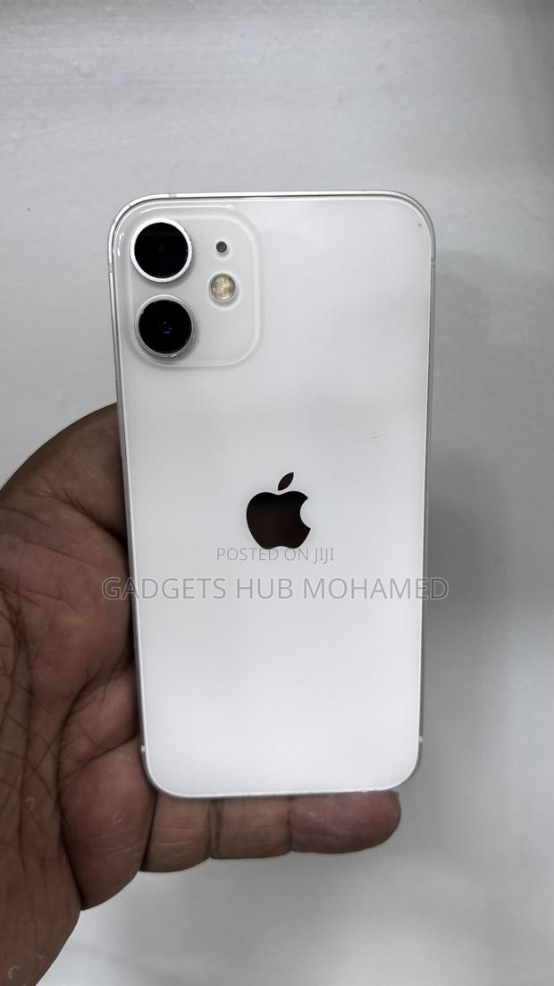 Apple iPhone 12 mini 128 GB White - main view