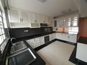 5bdrm Maisonette in Kitengela for rent