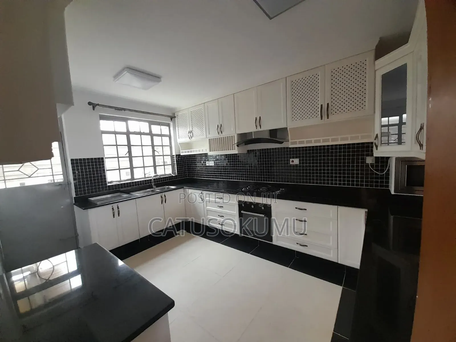 5bdrm Maisonette in Kitengela for rent