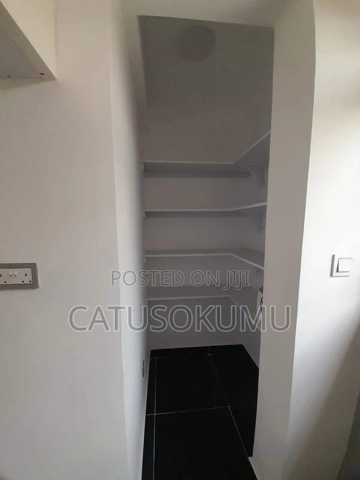 5bdrm Maisonette in Kitengela for rent
