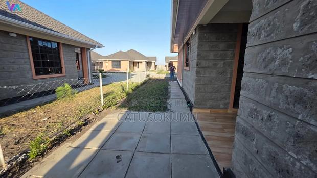 3bdrm Bungalow in Katani for sale - thumbnail 17