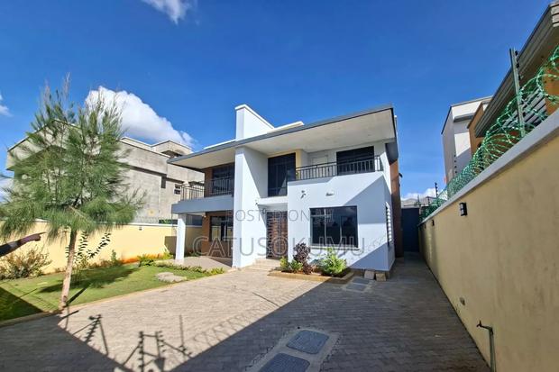 5bdrm Maisonette in Syokimau, Gateway Mall Area for rent