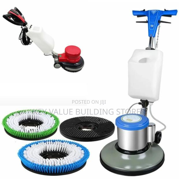 Low Noise Floor Scrubbing Machine