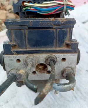 Avensis Abs Pump 60