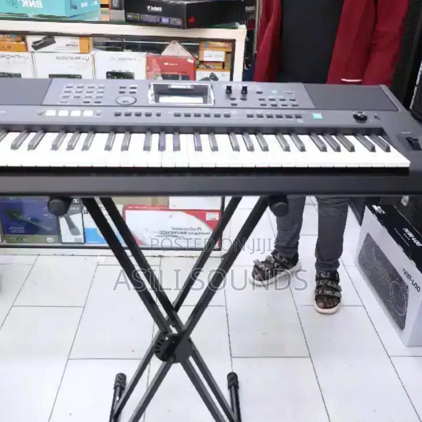 Yamaha PSR E473 Portable Keyboard
