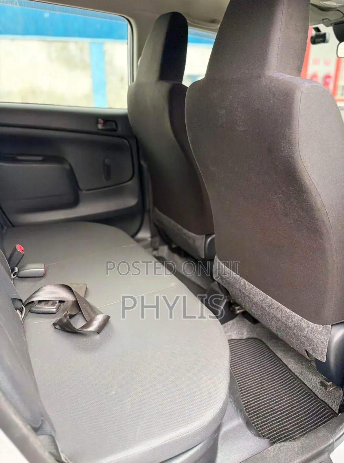 Toyota Probox 1.5 Hybrid F 2019 Silver