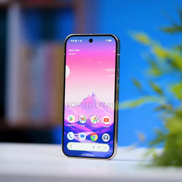 New Google Pixel 10 Pro 256 GB White - thumbnail 2