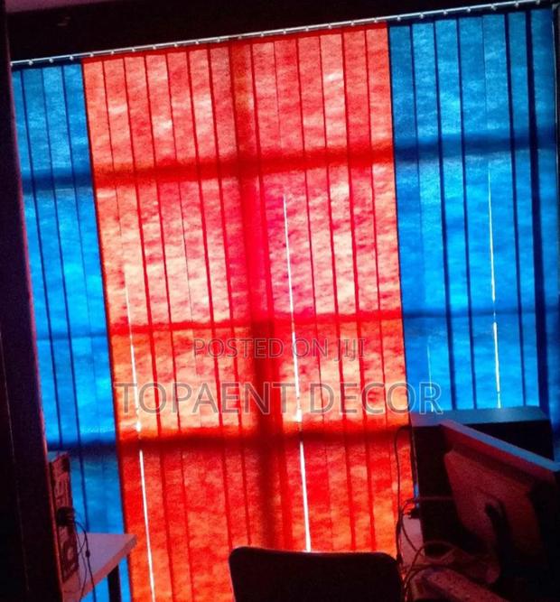 Blue And Red Mixed ,Rationed Vertical Blinds - main view