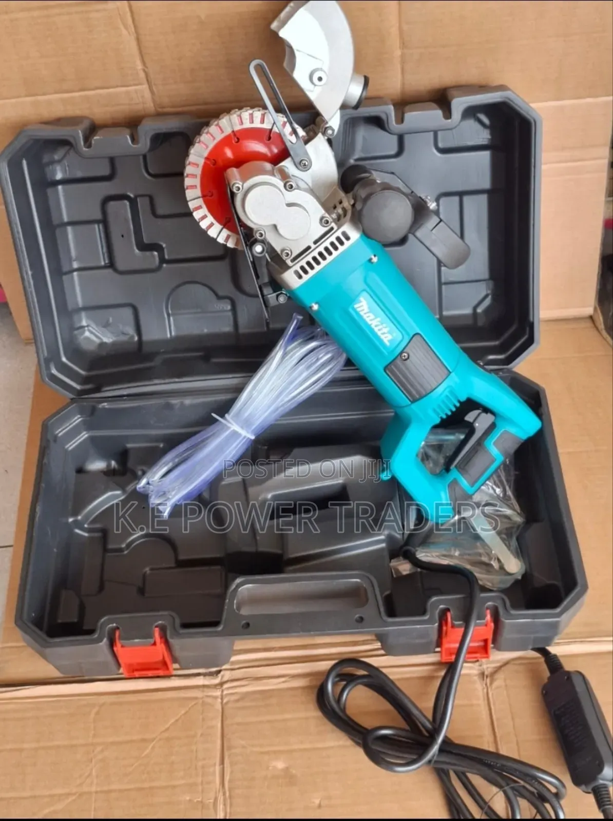 Makita Wall Chaser / Concrete Cutter