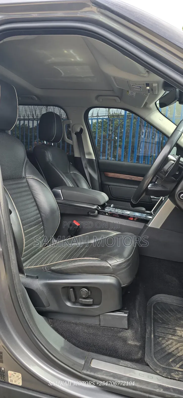 Land Rover Discovery 2017 Gray