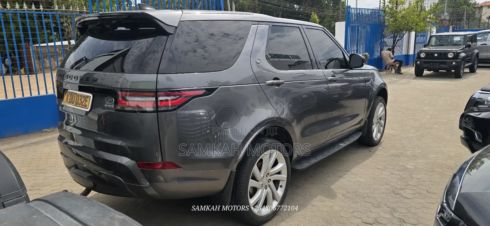 Land Rover Discovery 2017 Gray