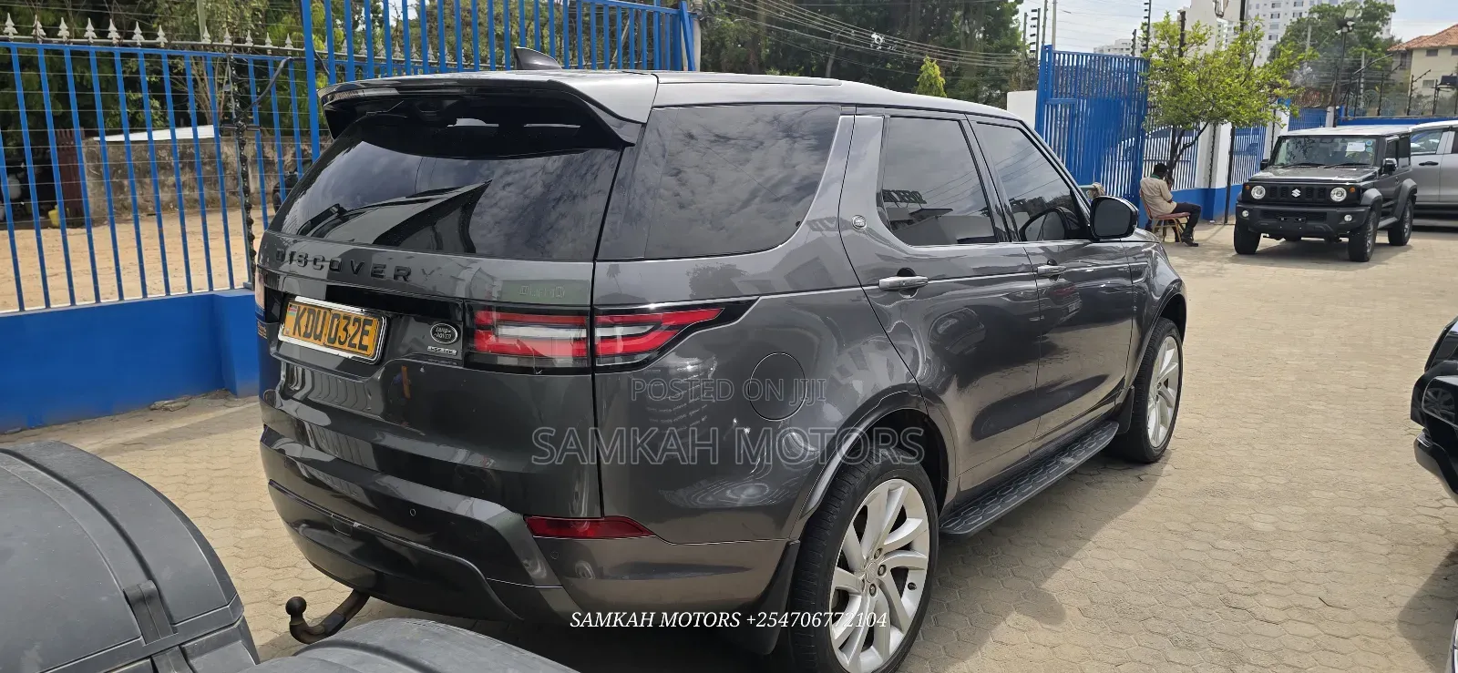 Land Rover Discovery 2017 Gray