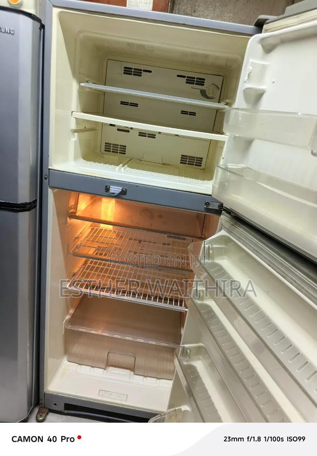 Upper Clean Sanyo Double Doors Fridge - thumbnail 2