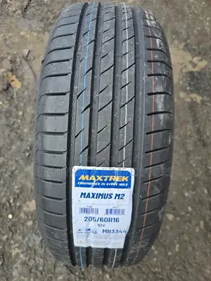 205 /60 R16 Maxtrek Tyres (Highway)