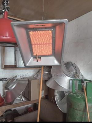 300-1,000 Gas Brooder With Accessories - main view