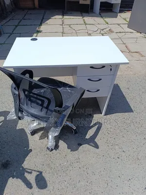 White Office Study Desk And Chair