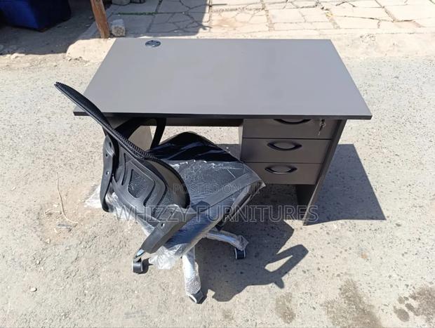 Gray Study Desk And Chair - main view